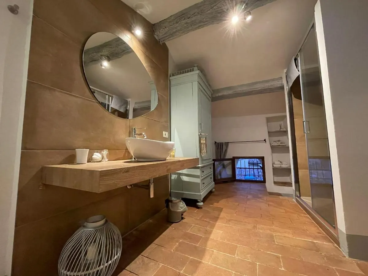 Il Giglio B&B Пиенца